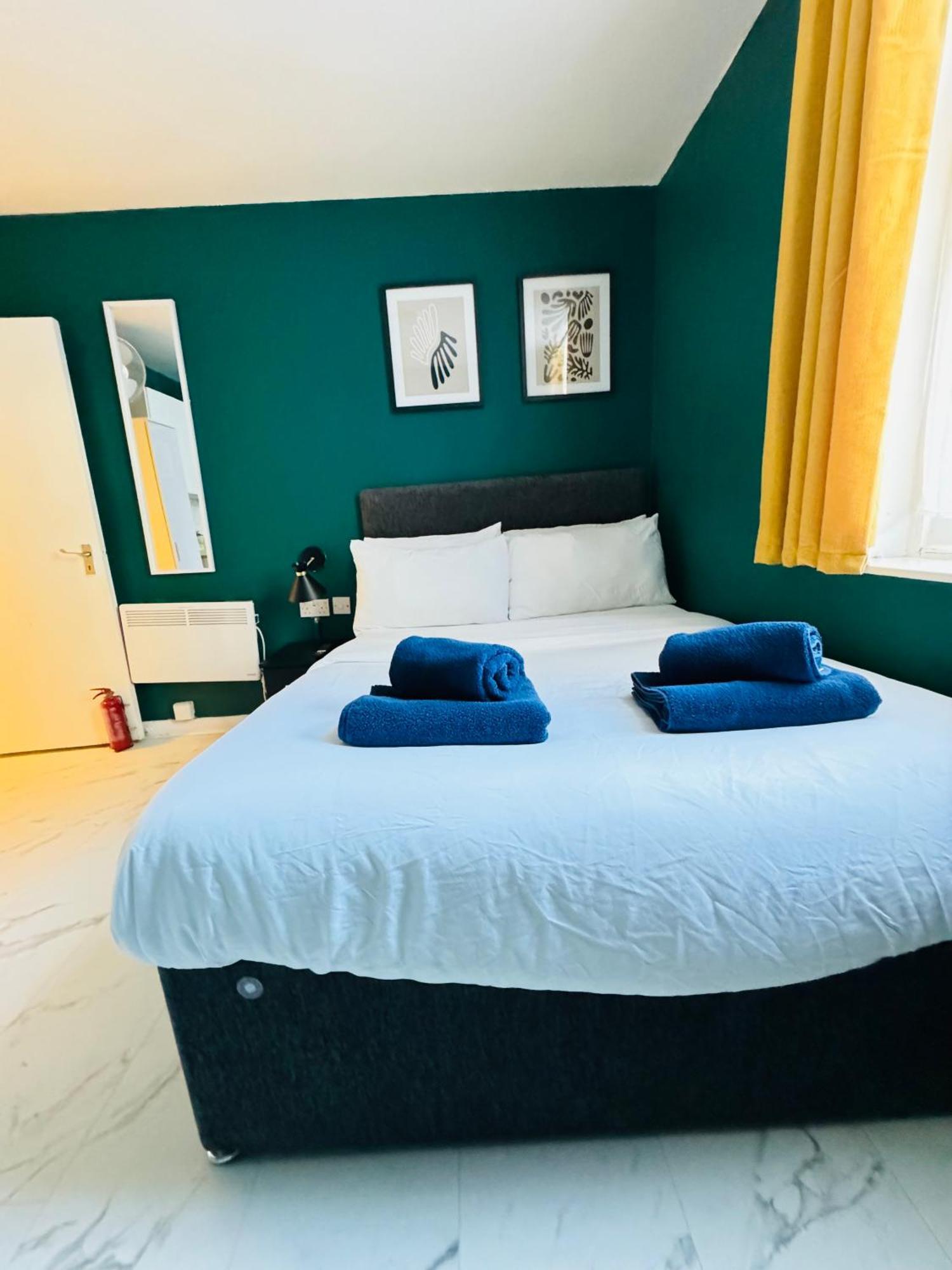 Private Studio Flat In City 1190 London Exterior photo