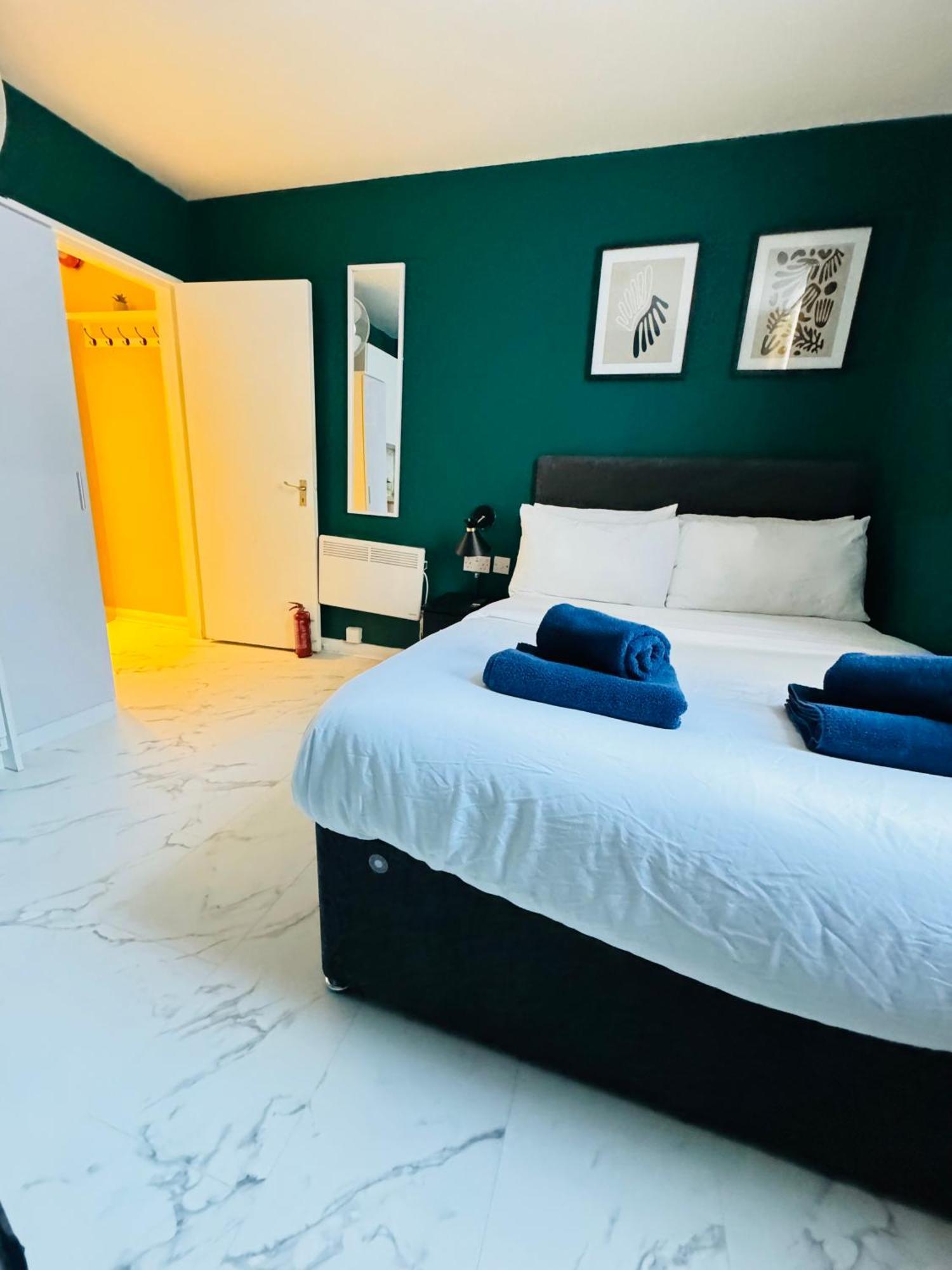 Private Studio Flat In City 1190 London Exterior photo